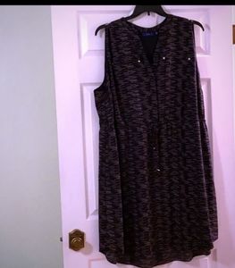 Perfect dress for work and happy hour 🍷